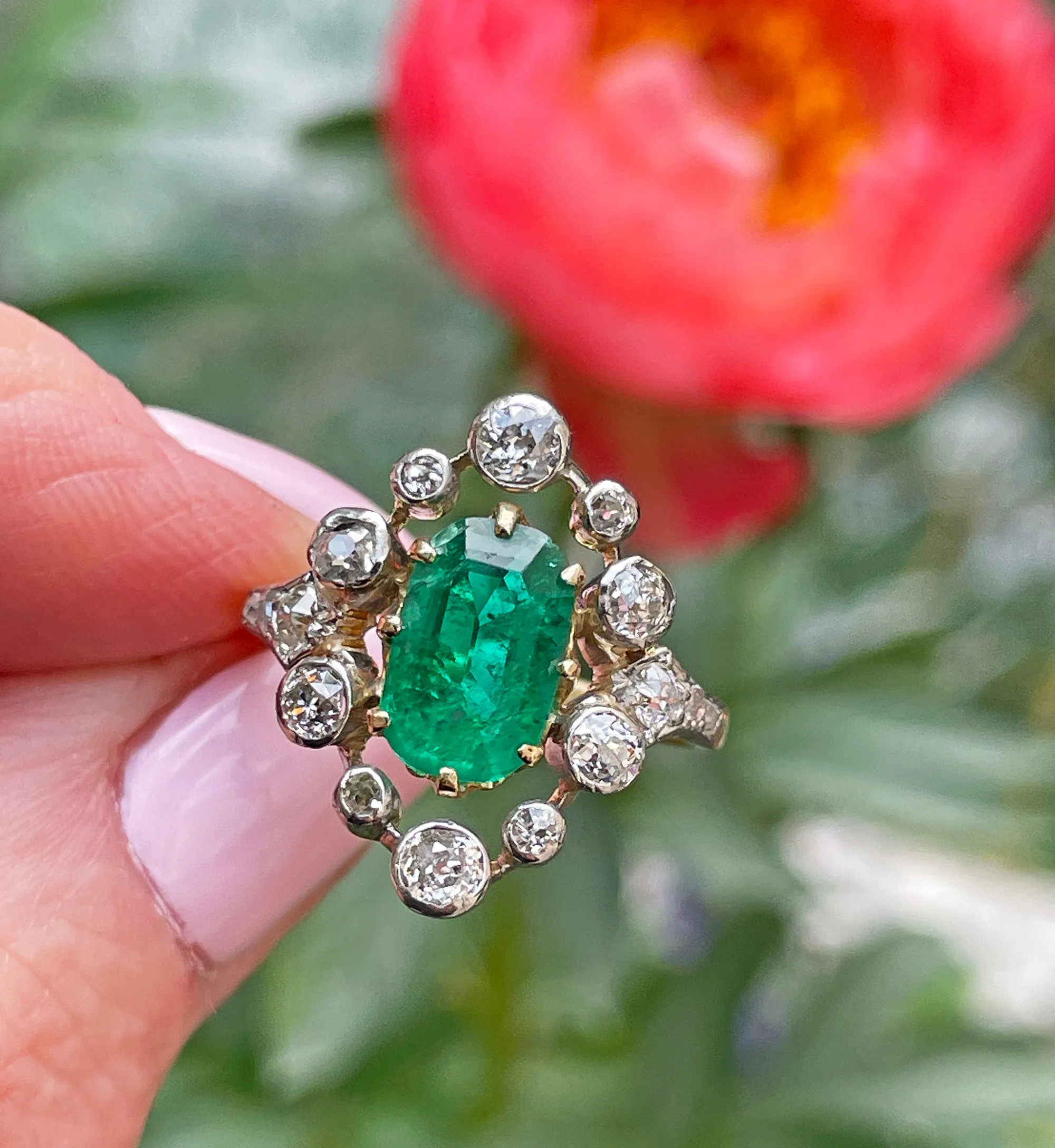 Fine Edwardian 3.28ctw GIA COLOMBIA Green Emerald and OLD European Cut Diamond 18K Platinum Ring