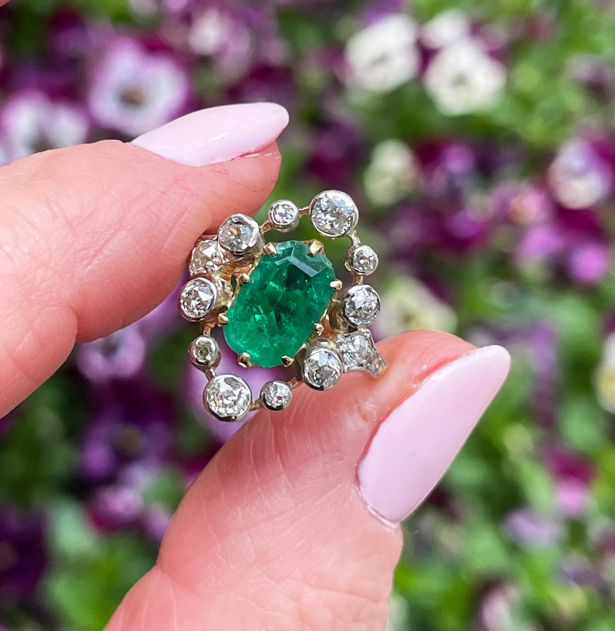 Fine Edwardian 3.28ctw GIA COLOMBIA Green Emerald and OLD European Cut Diamond 18K Platinum Ring