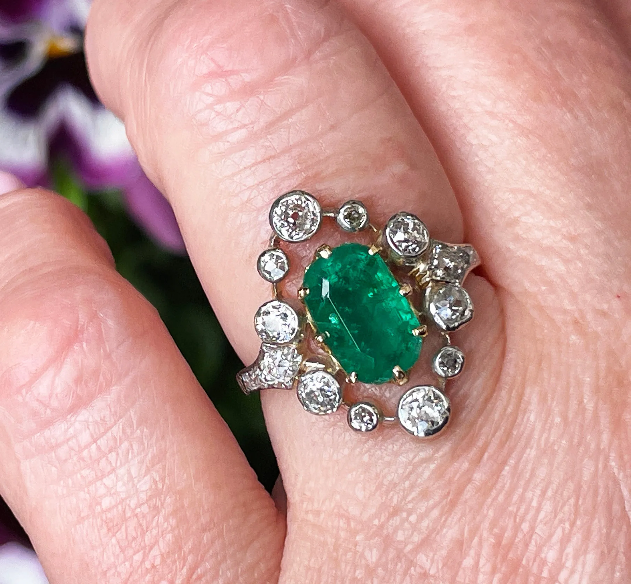 Fine Edwardian 3.28ctw GIA COLOMBIA Green Emerald and OLD European Cut Diamond 18K Platinum Ring