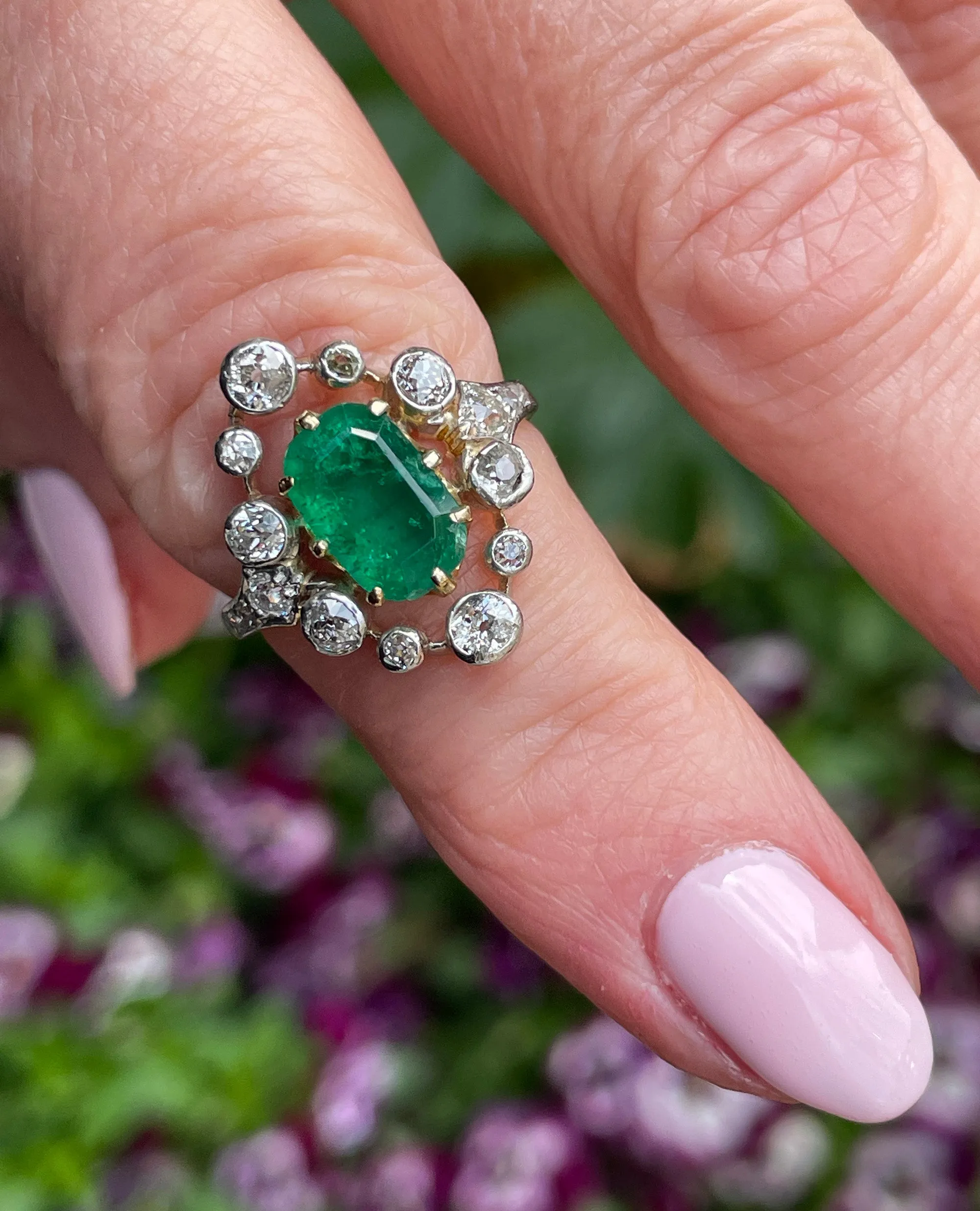 Fine Edwardian 3.28ctw GIA COLOMBIA Green Emerald and OLD European Cut Diamond 18K Platinum Ring