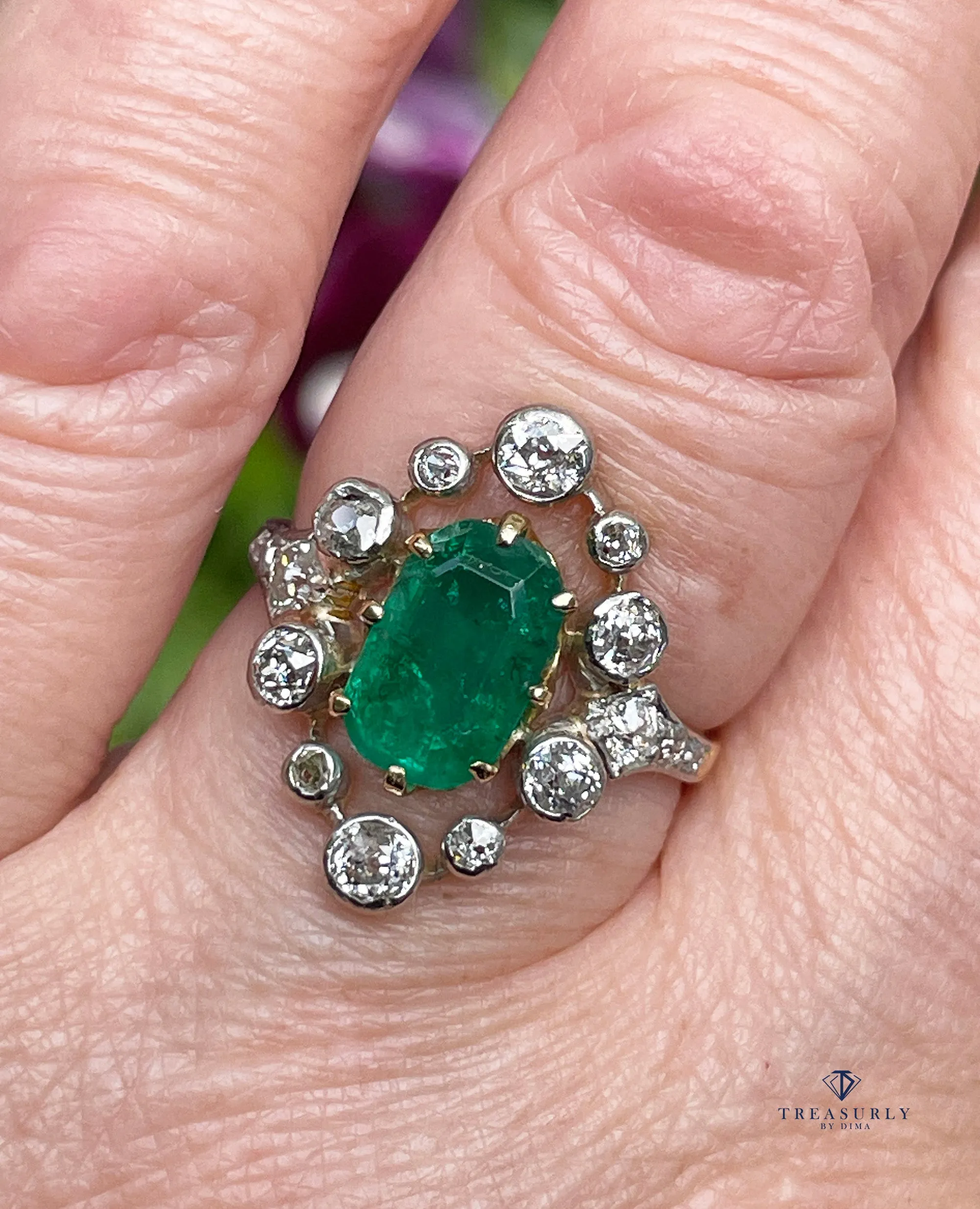 Fine Edwardian 3.28ctw GIA COLOMBIA Green Emerald and OLD European Cut Diamond 18K Platinum Ring