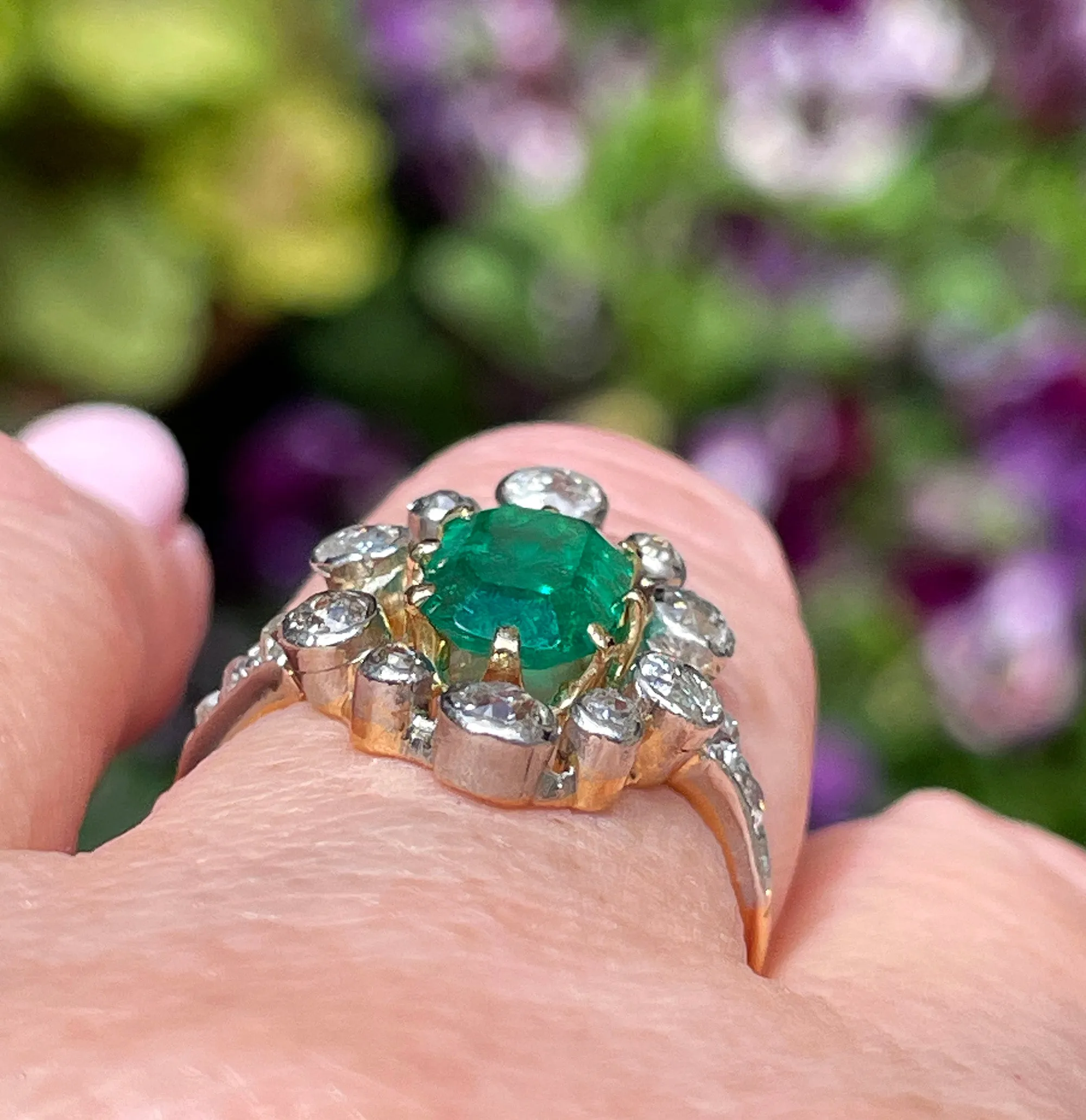 Fine Edwardian 3.28ctw GIA COLOMBIA Green Emerald and OLD European Cut Diamond 18K Platinum Ring