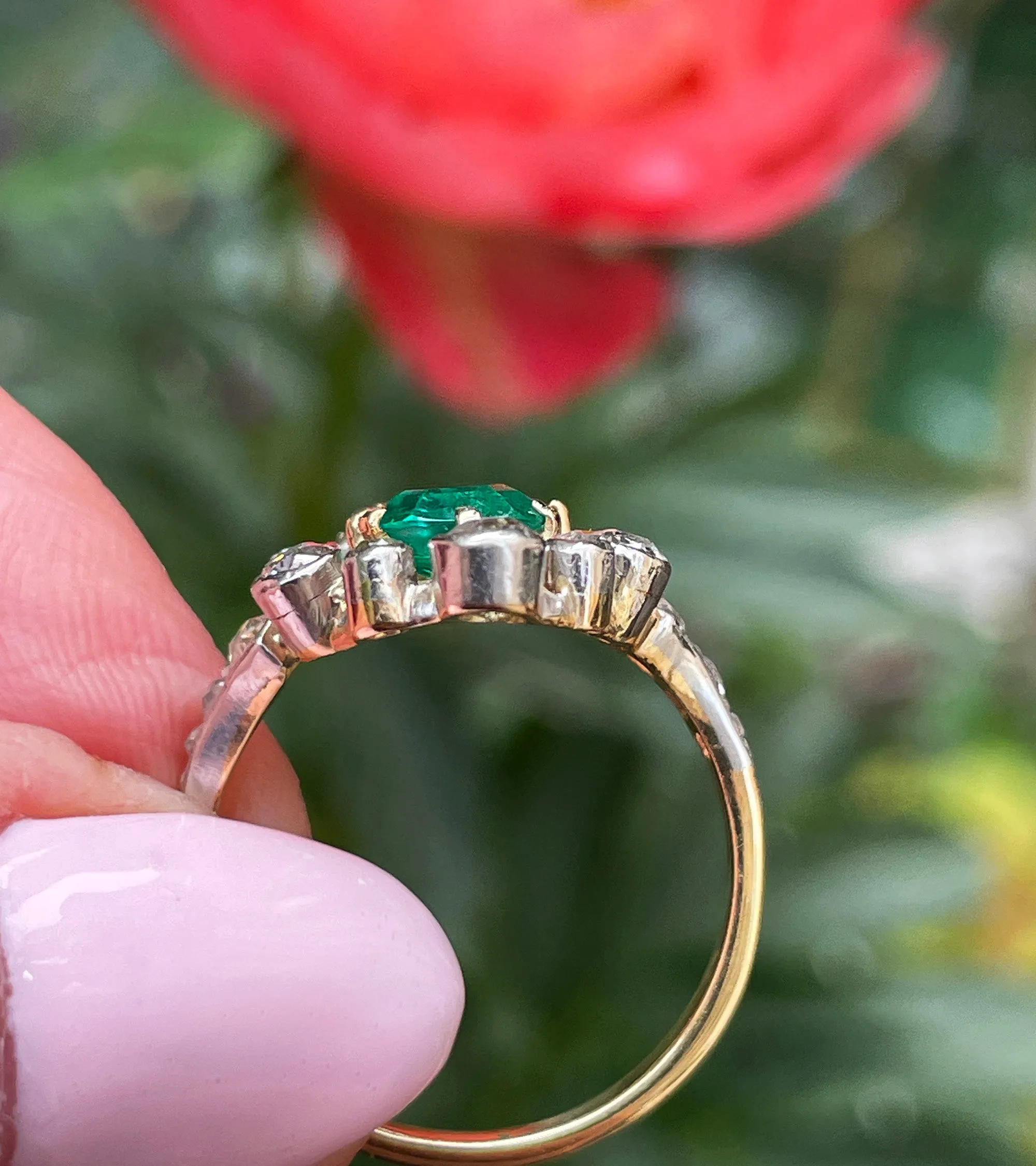 Fine Edwardian 3.28ctw GIA COLOMBIA Green Emerald and OLD European Cut Diamond 18K Platinum Ring