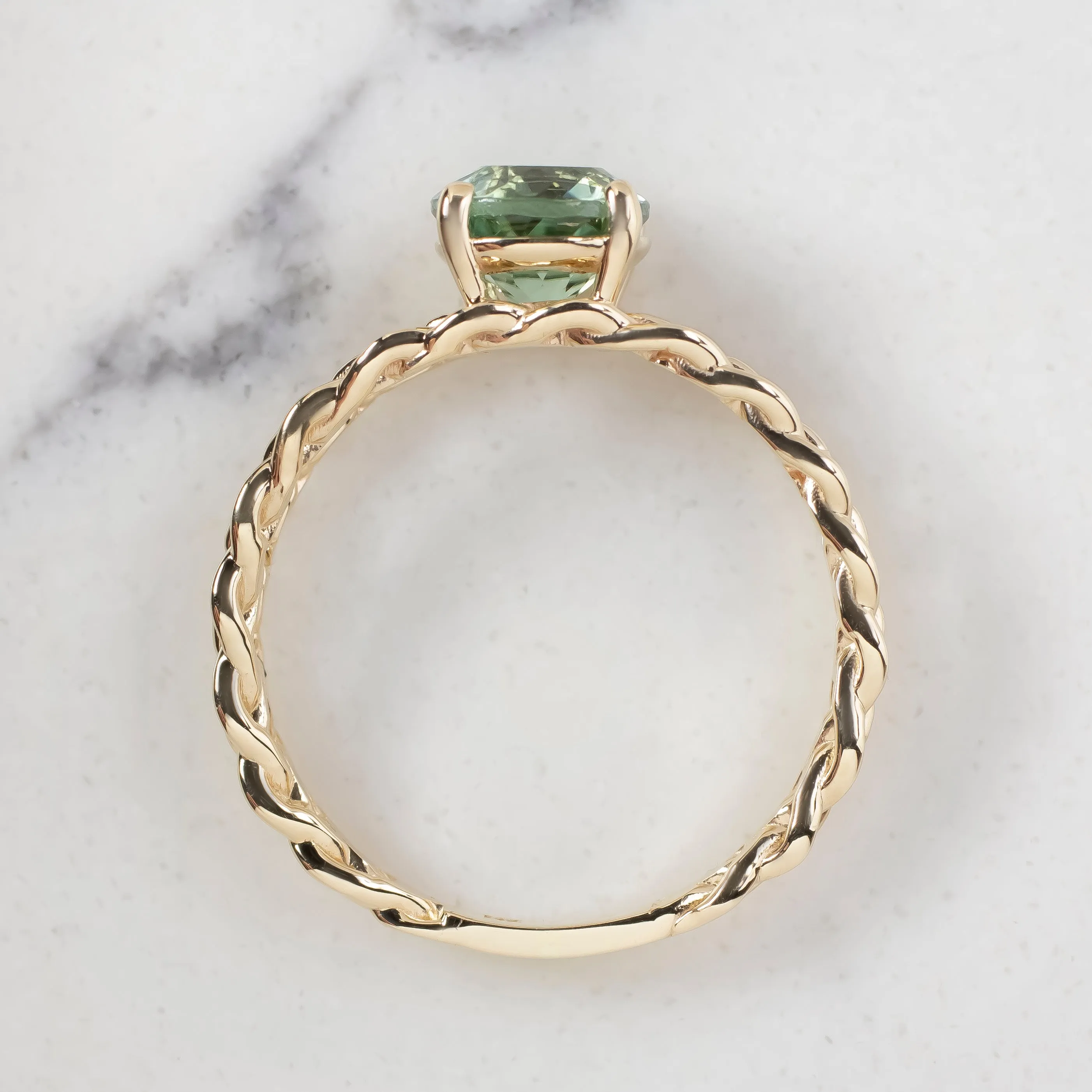 GREEN TOURMALINE 14K YELLOW GOLD RING EXCELLENT CUT BRAID SPLIT SHANK COCKTAIL