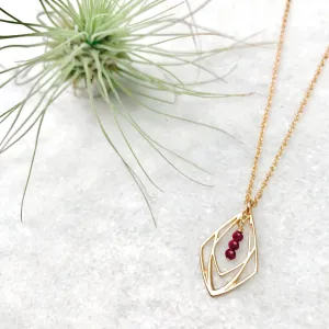 New Deco - three-stone deco pendant necklace - ruby - gold only