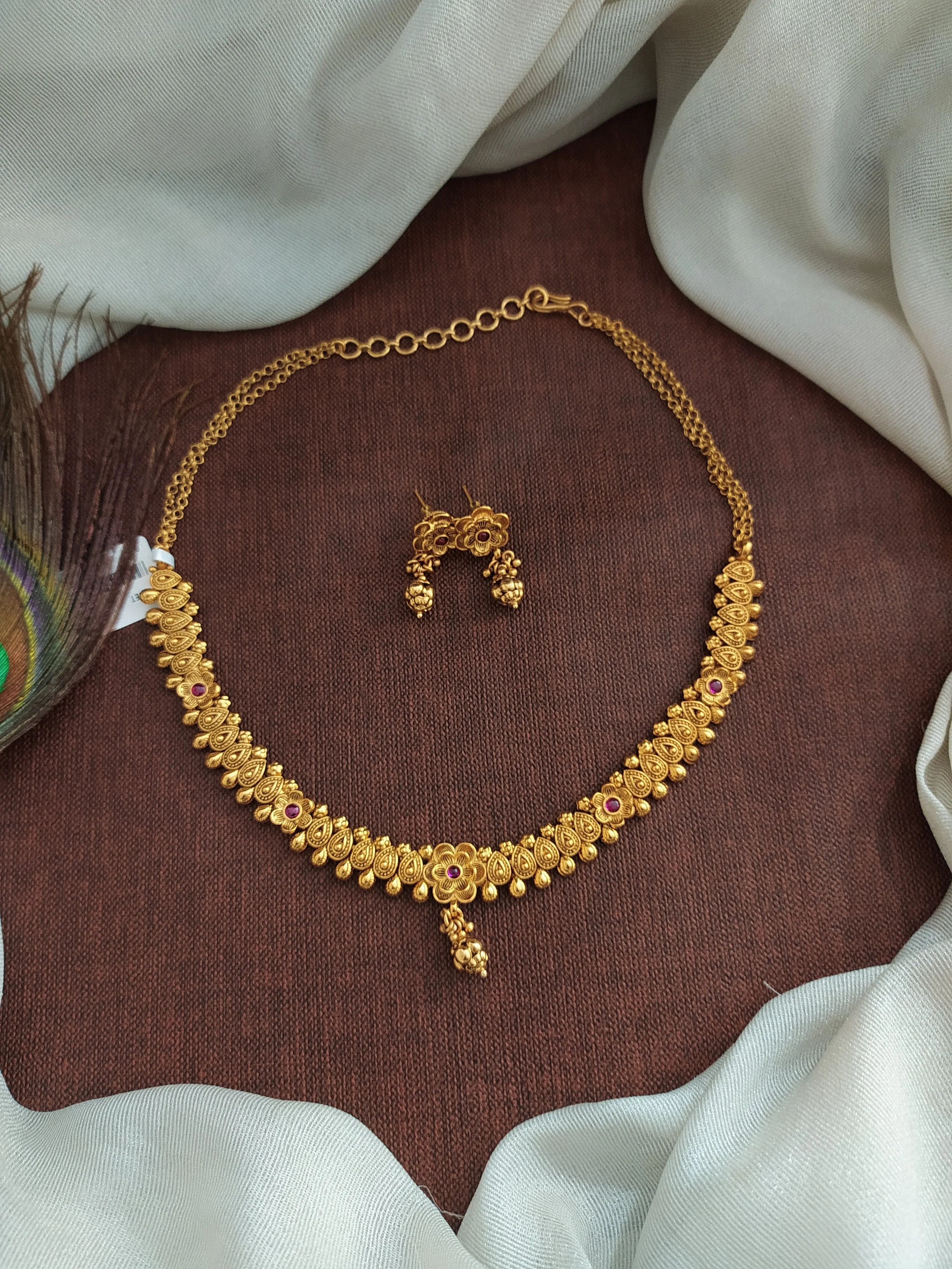 Simple & Elegant Design Antique Nagas Necklace Set