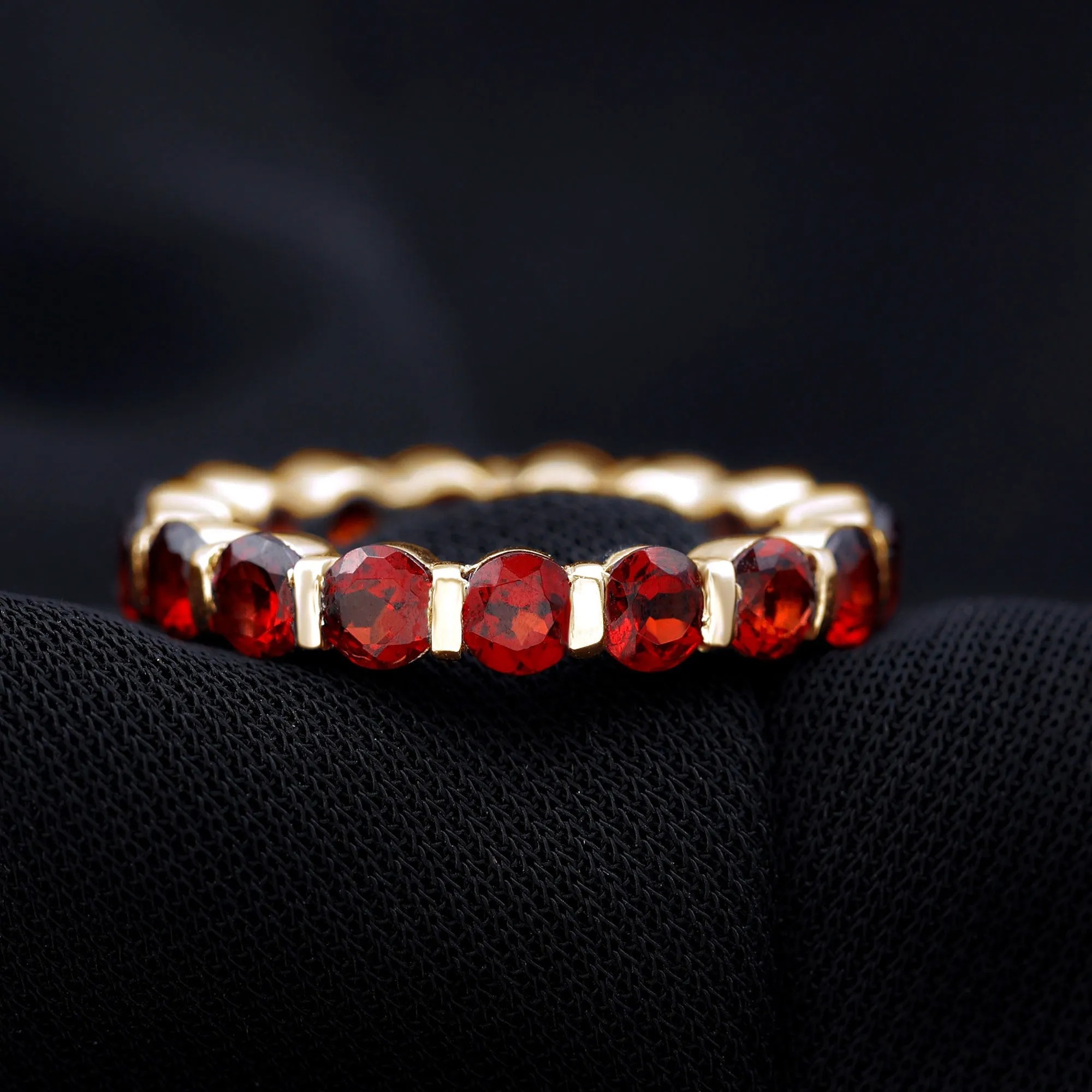 Simple Round Shape Garnet Full Eternity Ring in Bar Setting