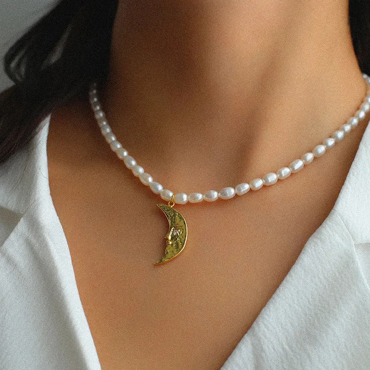 Sun Moon Pearl Necklace