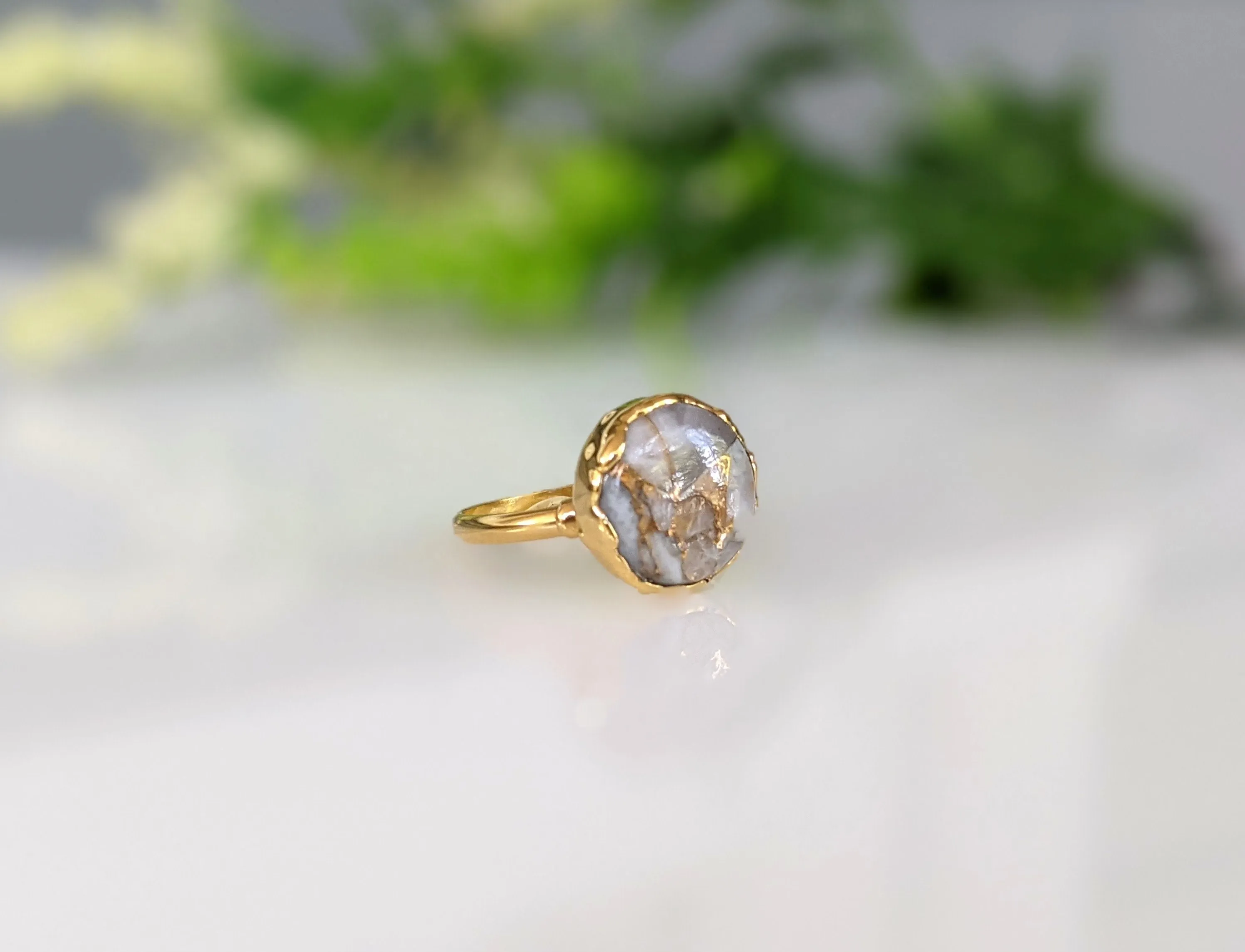 White Crystal copper ring in 18k Gold